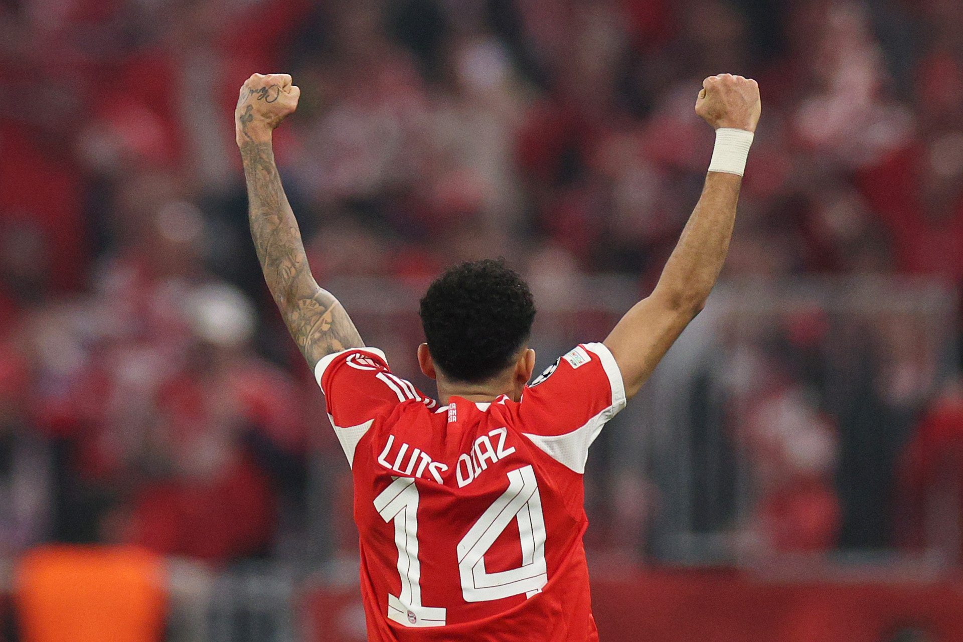 H? s? Luis Díaz: Hành trình t? Liverpool ??n ??nh cao Bayern Munich